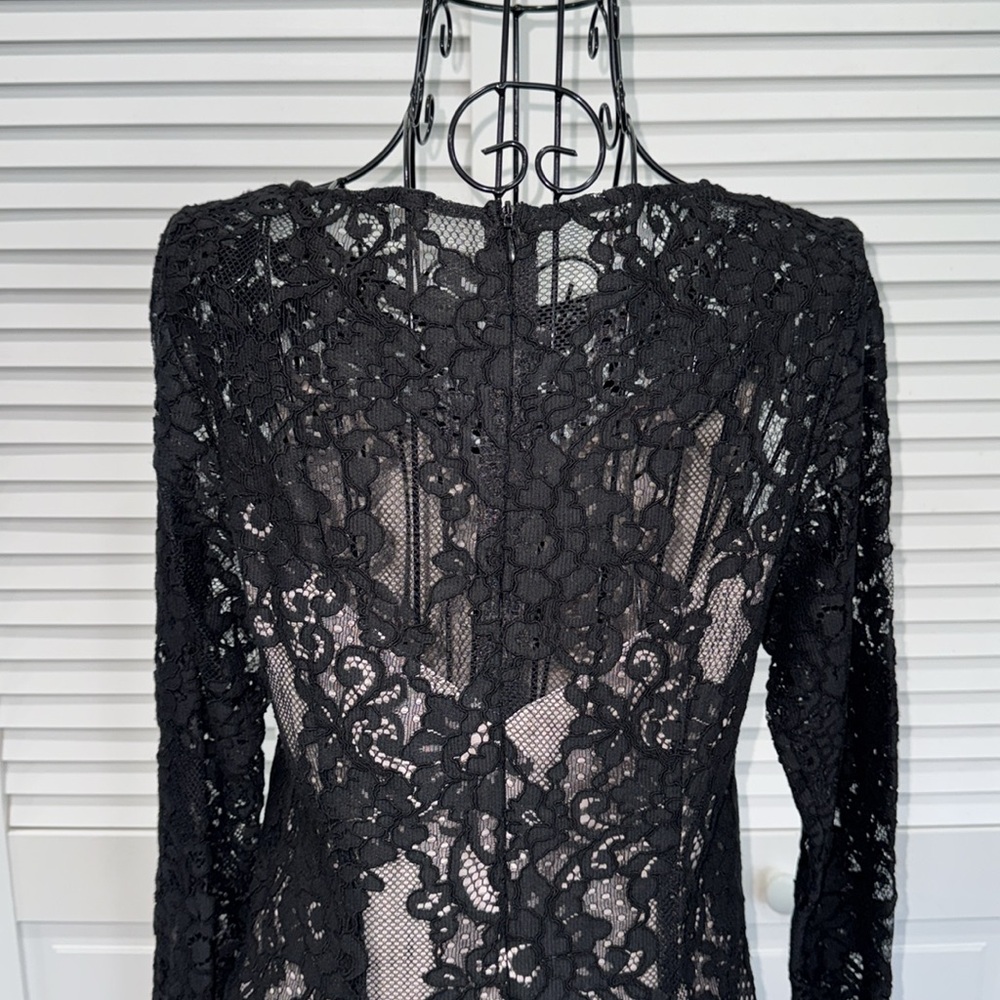 NWT🖤BB DAKOTA Women's Hale Scalloped Black Lace Dress Size 4 - Picture 5 of 14